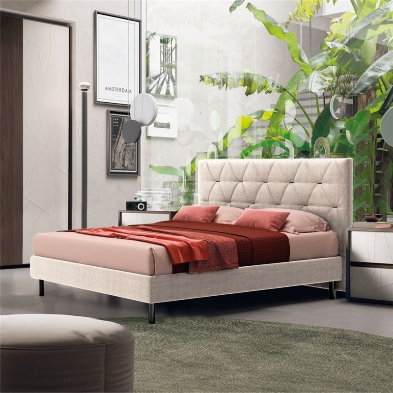 Letto matrimoniale con contenitore e testiera trapuntata colore beige - Cody