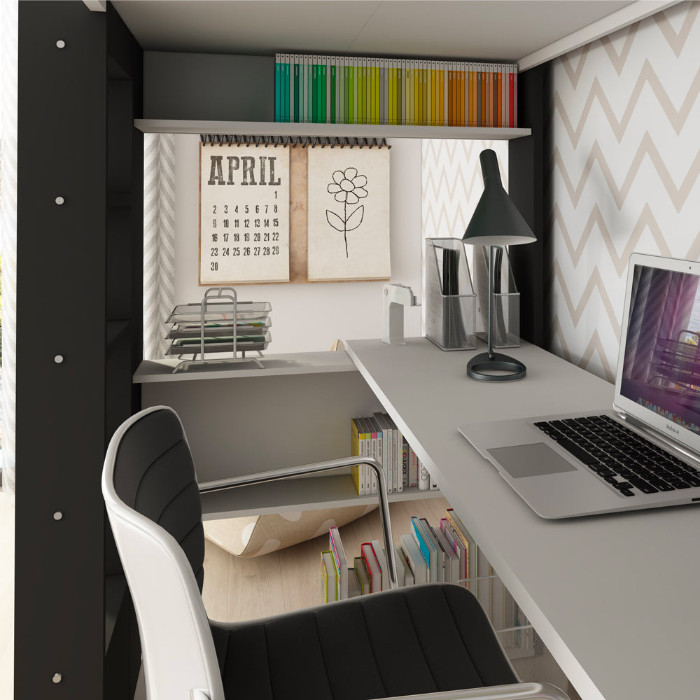Chambre avec lit mezzanine et bureau en dessous, coloris blanc et anthracite