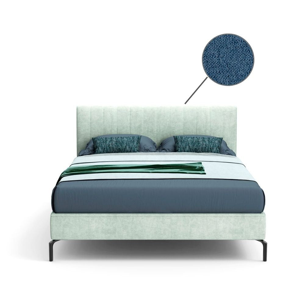 Letto matrimoniale colore blu con contenitore e testiera con cuciture verticali - Aki