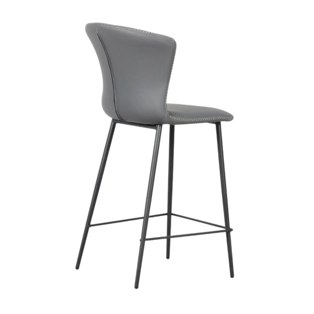 Sgabello con gambe in metallo nero e schienale avvolgente colore antracite Core