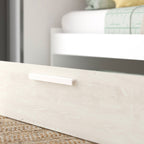 Brückenbett mit Ausziehbett und Kleiderschrank in Used-Weiß und Weiß