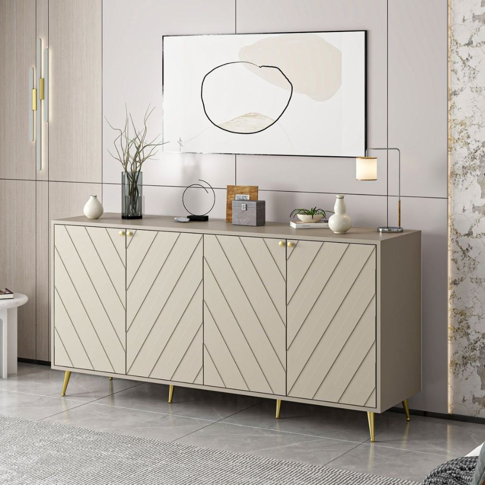 Madia Jana 4 Ante colore cashmere con intagli geometrici maniglie e piedini Oro - Eleganza e Funzionalità per il Tuo Living