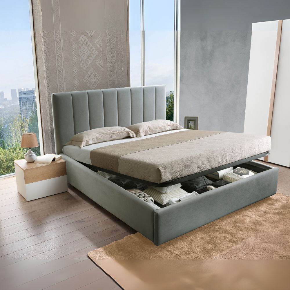 Camera da letto con armadio 6 ante specchiato e letto contenitore colore bianco e rovere Amor