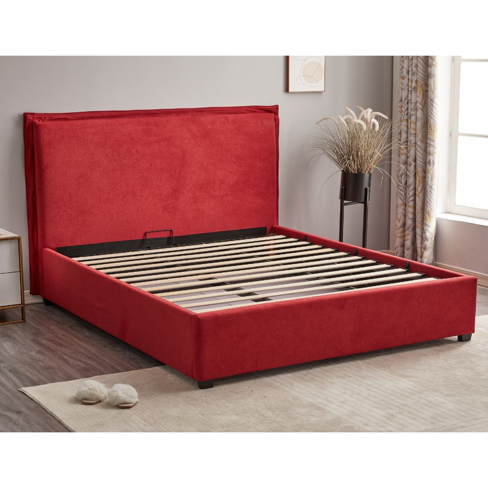 Doppelbett mit Bettkasten und Kopfteil, bezogen mit rotem Stoff - Neso
