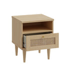 Comodino 1 cassetto in rovere con dettaglio effetto rattan 45.4x41.4x54.5H Livia