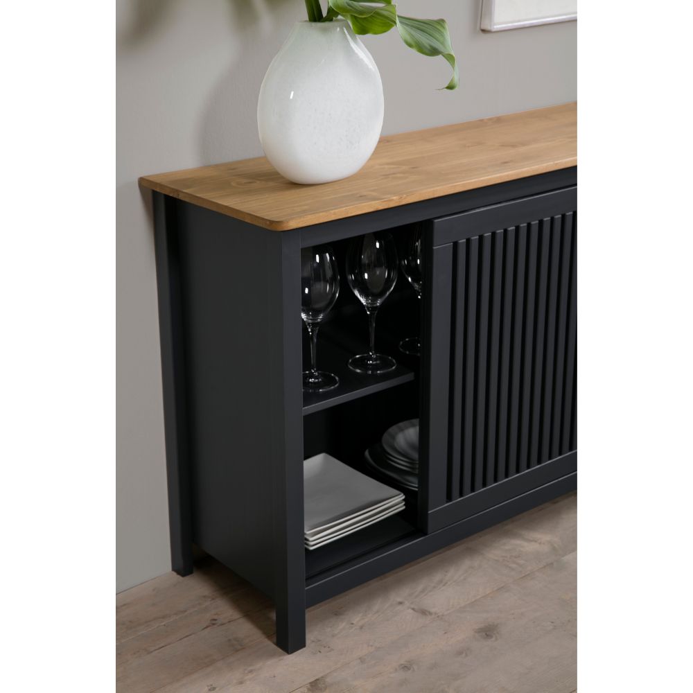 Credenza in legno massiccio con anta scorrevole e 3 cassetti colore grigio antracite e pino 150x40x80H cm - Gaia