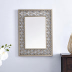 Specchio decorativo rettangolare da parete 48x67 cm champagne con cornice traforata a quadrifoglio MRHW8903