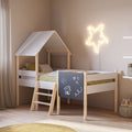Letto singolo rialzato a forma di casetta in legno massiccio colore bianco e pino - Minty
