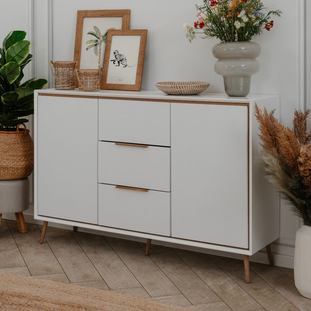 Madia con 2 ante e 3 cassetti colore bianco e particolari quercia 135x90H cm - Borgo