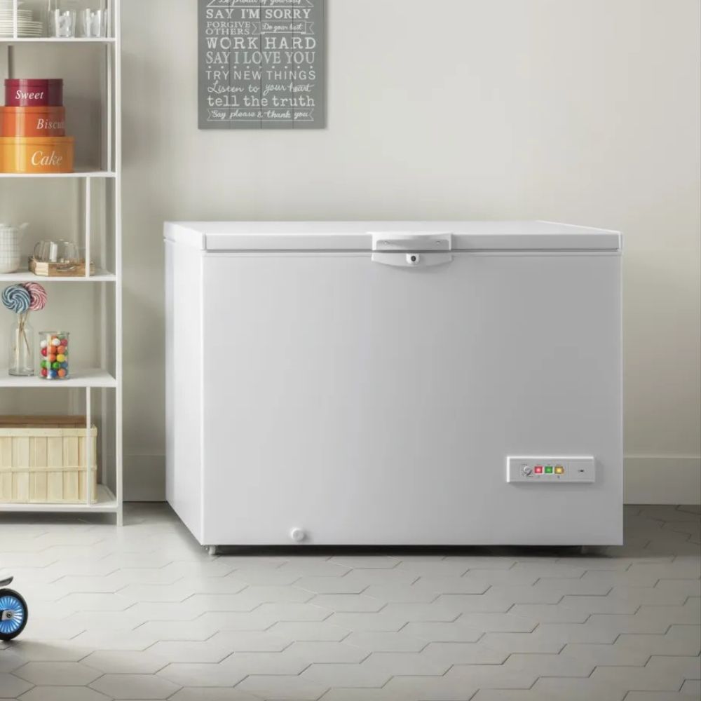 Gefriertruhe Indesit 300 l weiß Energieklasse E - OS2A300H