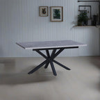 Tavolo allungabile con piano color cemento e gambe nere 160x190 cm - Bori