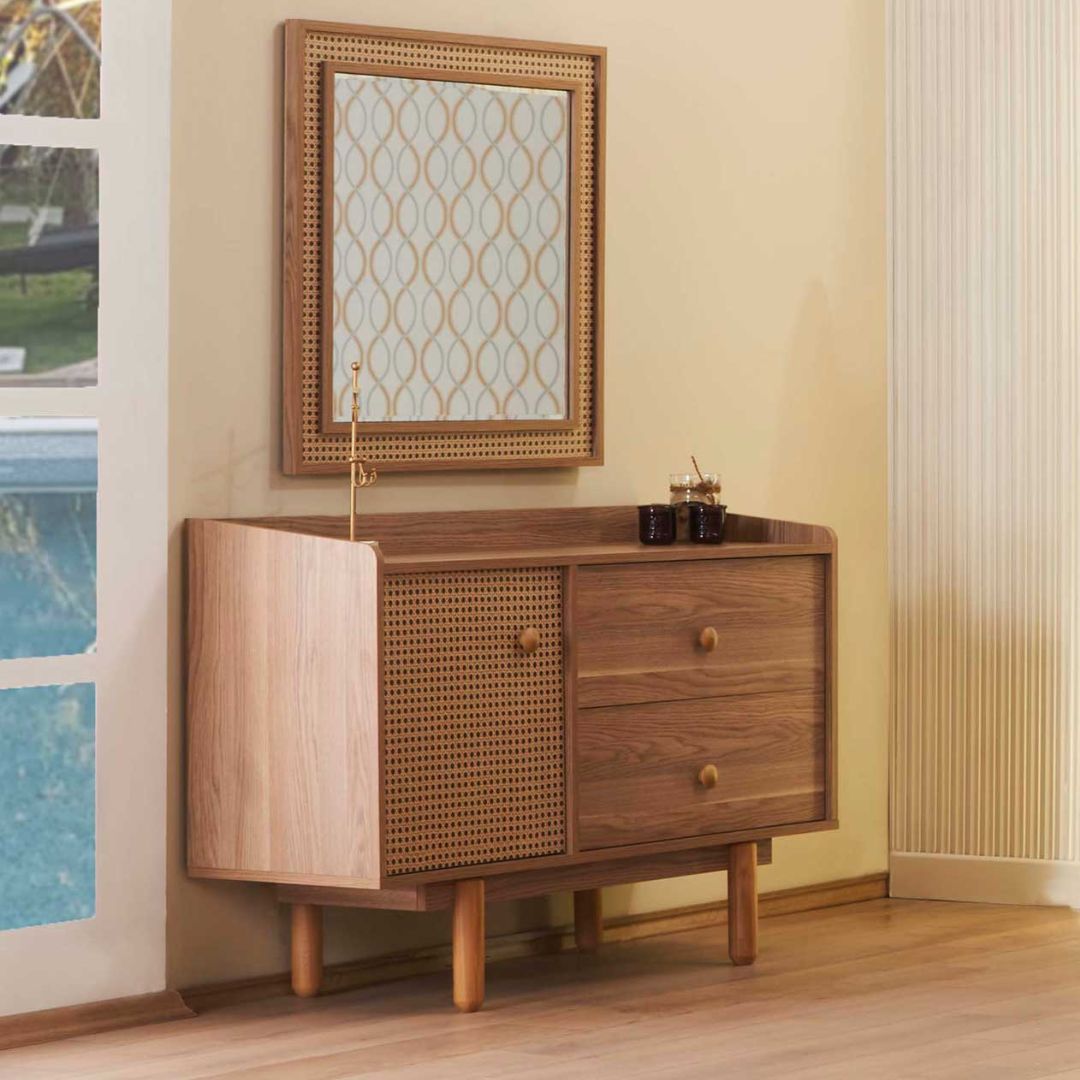 Chambre Nature coloris chêne miel effet cannage et armoire miroir