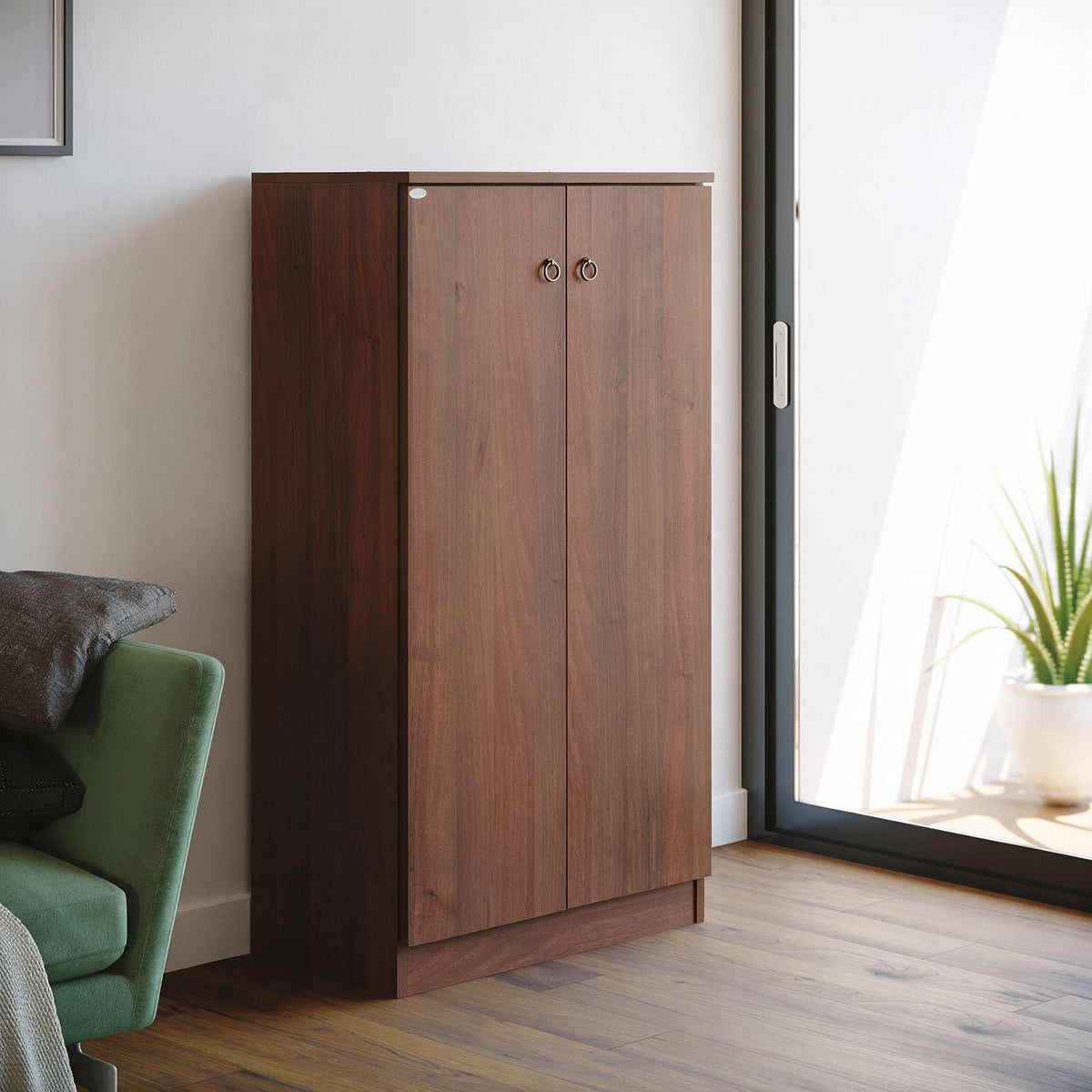 Schuhschrank mit Türen und Einlegeböden, Farbe Antiknussbaum, 71x130H cm – Gabriella