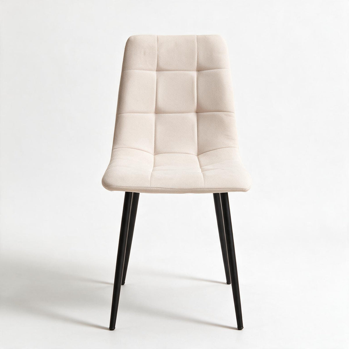 Set 6 sedie imbottite in tessuto beige con gambe in metallo nero Fender