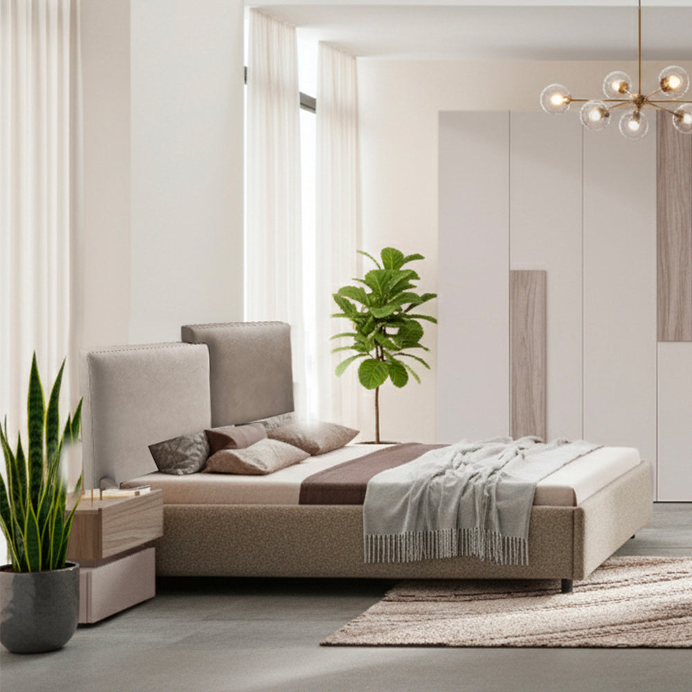 Camera da letto con letto contenitore e armadio 6 ante grigio chiaro e vanguard Malena