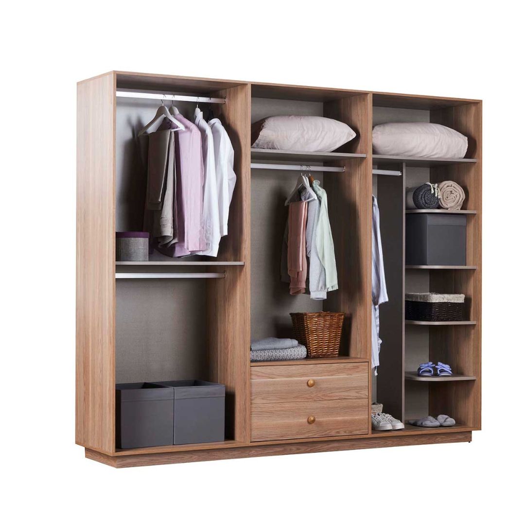 Chambre Nature coloris chêne miel effet cannage et armoire miroir