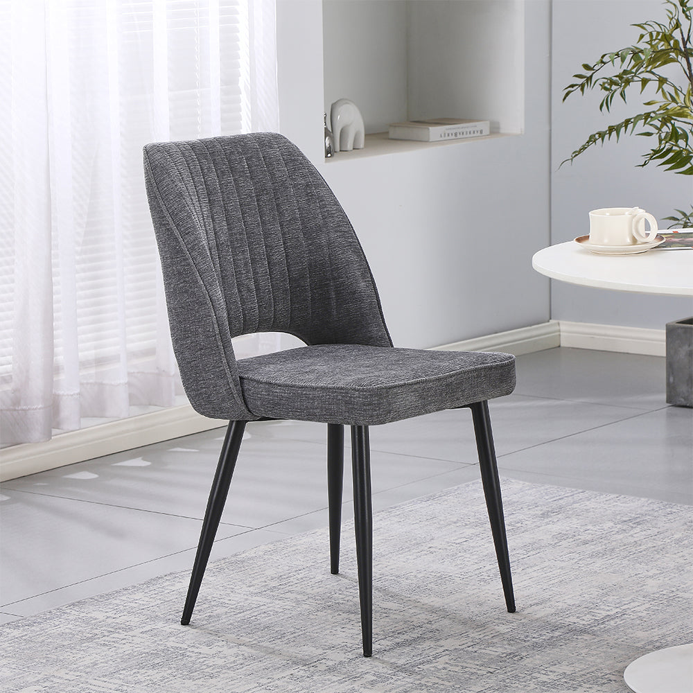 Set 4 sedie con schienale trapuntato a righe verticali e gambe in metallo nero colore grigio Naila