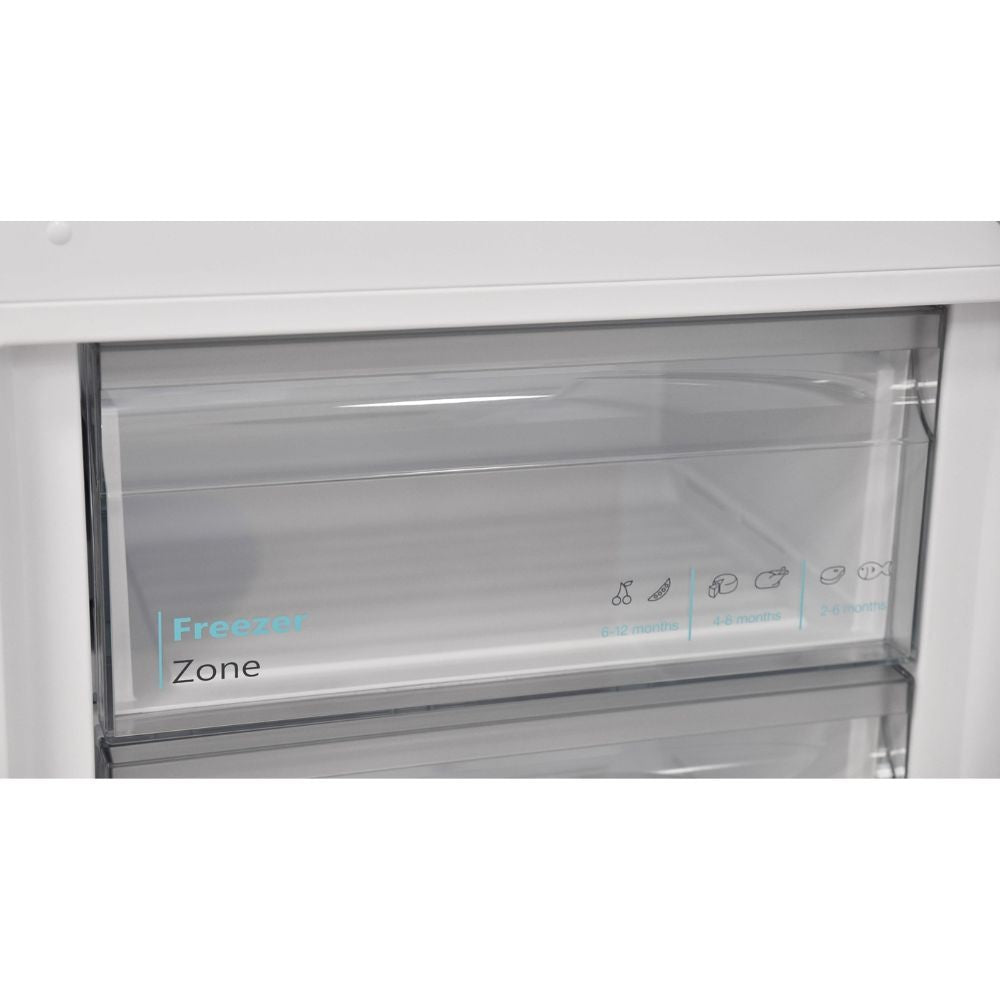 Frigorifero NO FROST 331lt con estetica glass nero classe D Sharp SJNBA31IEBGD