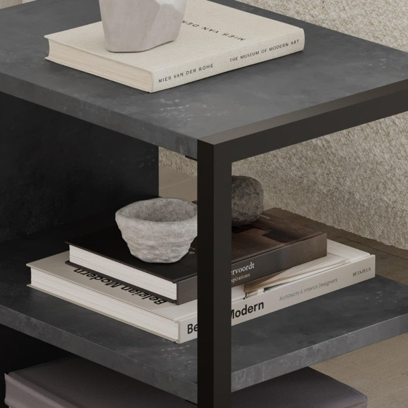 Tavolino con ripiano e dettaglio frontale nero colore grigio cemento Echo